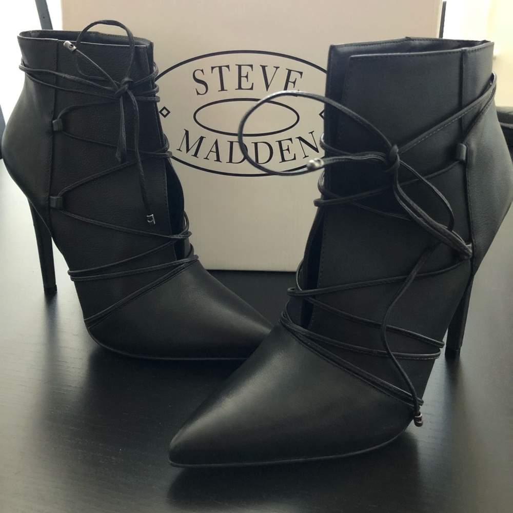 Steven Madden Anika Boots